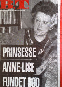 Princess Anne-Lise died in her sleep on August 27, 1994 at 48 years and was buried in the Vestre Cemetery in Copenhagen on September 2 (afd. 5, rode 22, gravsted 81).