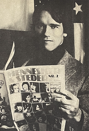Arnold Schwarzenegger reading Kim Weiss' magazine 'Mennesker & Steder' (People & Places) 1978. Photo: Steen Andersson.